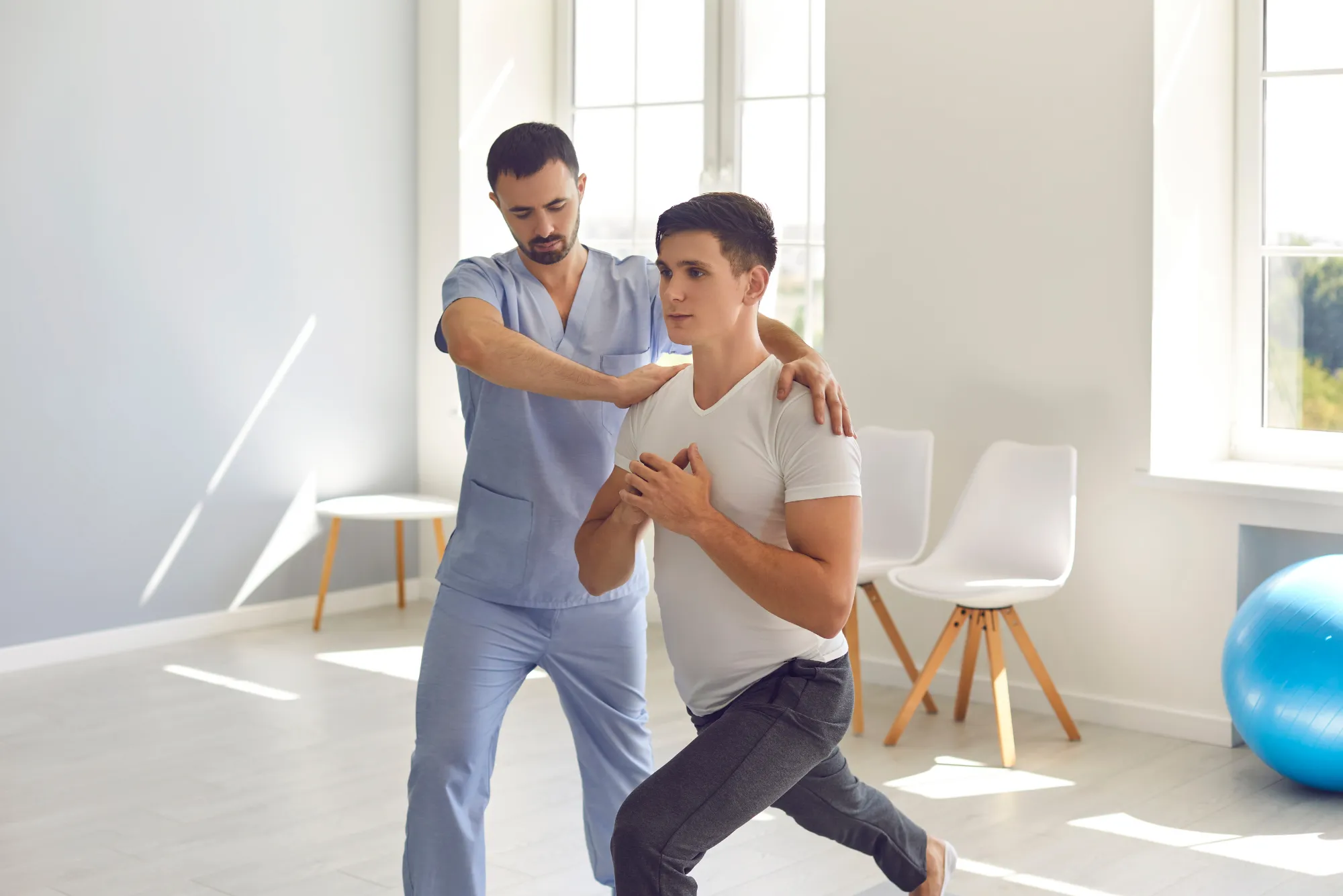 Cómo la fisioterapia ayuda en la recuperación de lesiones deportivas